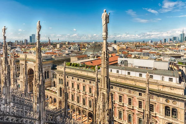 Aerial view from the roof of the Cathedral, Milan, Italy — Stock Photo, Image