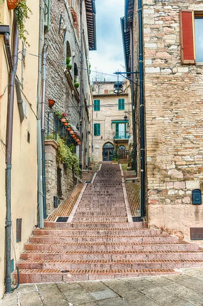 Festői utcák, a középkori város, Assisi, Umbria, Olaszország — Stock Fotó