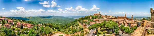 Panoramautsikt över ett vackert landskap runt Montalcino, Toscana, Italien — Stockfoto