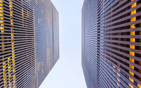 Bottom View Modern Skyscrapers Business District Manhattan New York Usa — Stock Photo, Image