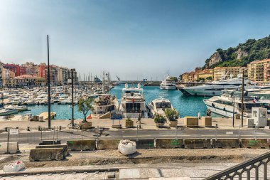 Nice, Fransa - 11 Ağustos 2019 'da Nice Limanı, nam-ı diğer Port Lympia, Cote d' Azur, Fransa