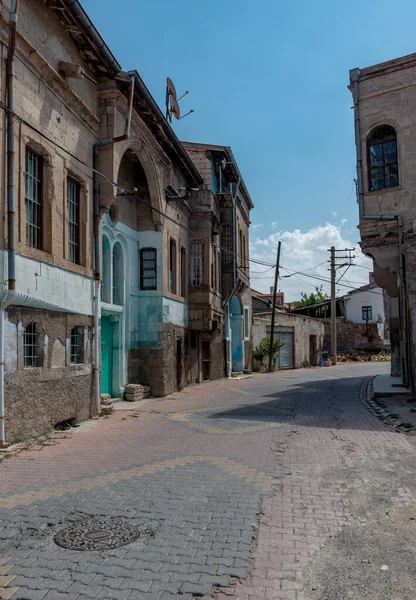 Develi Kayseri トルコ 2019年8月20日 旧デヴェリの家の街の風景石造りの家 — ストック写真