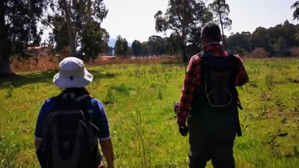 Hisaronu Orhaniye Marmaris Mugla Turkije Paar Gaat Vissen Door Wandelen — Stockvideo