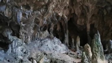 Marmaris, Mugla-Türkiye. Nimara mağarası yakınlarında Türkiye 'nin doğası. Marmaris kasabası bölgesi. Boğa Dağları.