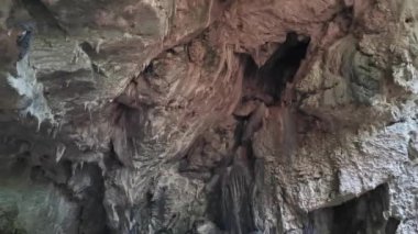 Marmaris, Mugla-Türkiye. Nimara mağarası yakınlarında Türkiye 'nin doğası. Marmaris kasabası bölgesi. Boğa Dağları.