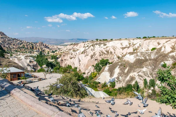 Rocas Que Parecen Hongos Dramáticamente Capadocia Turquía Esta Foto Fue —  Fotos de Stock