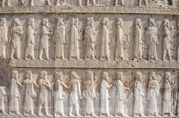 Şiraz - İran. 24 Nisan 2017. Persepolis 'e hoş geldiniz. Antik dünyanın en büyük harikalarından biri olan Persepolis sadece büyük bir mimari değil, aynı zamanda büyük bir fikri de somutlaştırıyor.. 