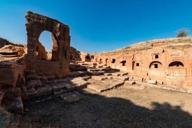 Dara (Anastasiopolis) Antik Şehir. Mezopotamya. Mardin, Türkiye. Dara Antik Şehir, Mezopotamya 'nın en önemli yerleşimlerinden biri..