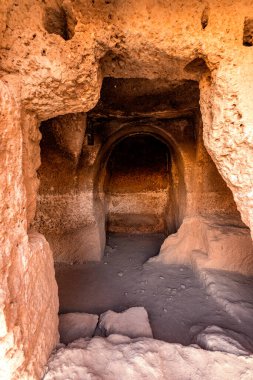 Dara (Anastasiopolis) Antik Şehir. Mezopotamya. Mardin, Türkiye. Dara Antik Şehir, Mezopotamya 'nın en önemli yerleşimlerinden biri..