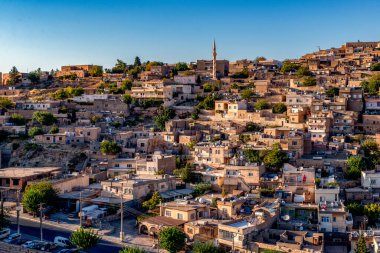 Mardin, Türkiye - Eski Mardin geleneksel taş evleriyle turistlerin ziyaret ettiği yerlerden biri. Mardin Türkiye, Old Mardin CityA