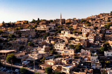 Mardin, Türkiye - Eski Mardin geleneksel taş evleriyle turistlerin ziyaret ettiği yerlerden biri. Mardin Türkiye, Old Mardin CityA