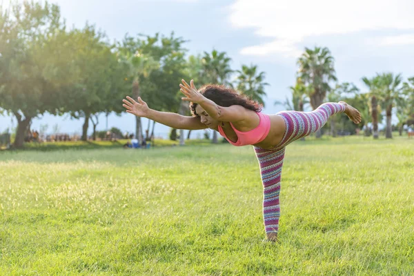 Muratpasa Antalya Turquia Setembro 2019 Yoga Serenidade Antalya Falez Park — Fotografia de Stock