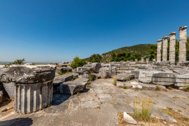 Aydın - Türkiye. Haziran 03, Priene Antik Şehir Harabeleri. Soke, Aydın - Türkiye. Priene, Türkiye 'nin batısında Miletus' un hemen kuzeyinde yer alan antik bir Yunan kentidir. Eski bir Yunan kutsal şehriydi.