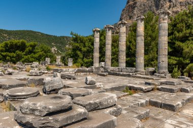 Aydın - Türkiye. Haziran 03, Priene Antik Şehir Harabeleri. Soke, Aydın - Türkiye. Priene, Türkiye 'nin batısında Miletus' un hemen kuzeyinde yer alan antik bir Yunan kentidir. Eski bir Yunan kutsal şehriydi.