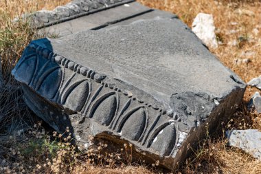 Aydın - Türkiye. Haziran 03, Priene Antik Şehir Harabeleri. Soke, Aydın - Türkiye. Priene, Türkiye 'nin batısında Miletus' un hemen kuzeyinde yer alan antik bir Yunan kentidir. Eski bir Yunan kutsal şehriydi.