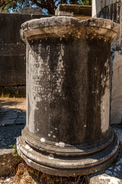 Aydın - Türkiye. Haziran 03.2019 Priene Antik Şehir Harabeleri. Soke, Aydın - Türkiye. Priene, Türkiye 'nin batısında Miletus' un hemen kuzeyinde yer alan antik bir Yunan kentidir. Eski bir Yunan kutsal şehriydi.