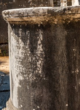 Aydın - Türkiye. Haziran 03.2019 Priene Antik Şehir Harabeleri. Soke, Aydın - Türkiye. Priene, Türkiye 'nin batısında Miletus' un hemen kuzeyinde yer alan antik bir Yunan kentidir. Eski bir Yunan kutsal şehriydi.