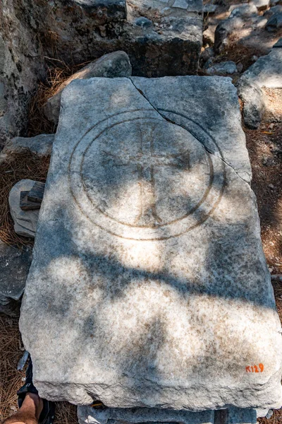 アイディン トルコ 2019年6月3日 旧市街遺跡 ソーク アーディン トルコ プリーンは トルコ西部のミレトスの北に位置する古代ヘレニズム時代の都市です 古代ギリシャの聖地でした — ストック写真