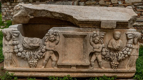 Aydın - Türkiye. Haziran 03, Aphrodisias Antik Şehir. Karacasu, Aydın - Türkiye. Aşk tanrıçası Afrodit 'e adanmış antik Aphrodias kenti de Helenistik bir şehirdi. 