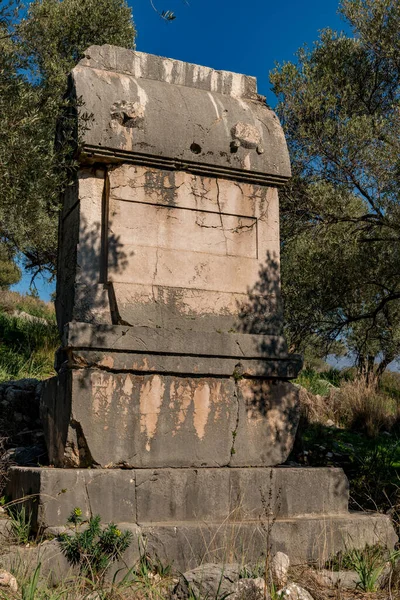 Xanthosの古代都市 レトゥーン ザントス ザントス ザントス カスで アンタルヤ トルコ その人々の英雄的な行為によって有名になった 彼らは敵に取得していないので — ストック写真