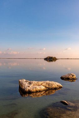 Demre, Antalya - Türkiye. Demre, Antalya 'daki Beymelek Balıkhavuzu - Türkiye. 
