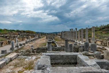 Antalya, hindi. 20 Şubat 2018. Perge Antik Kenti, Antalya - Türkiye. Antalya 'nın 19 km doğusunda yer alan Perge, antik Pamphylia' nın en önemli şehirlerinden biriydi..