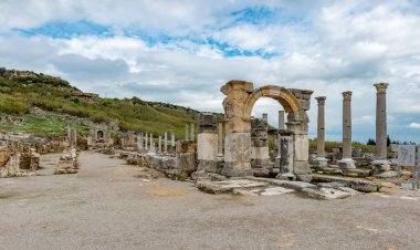 Antalya, hindi. 20 Şubat 2018. Perge Antik Kenti, Antalya - Türkiye. Antalya 'nın 19 km doğusunda yer alan Perge, antik Pamphylia' nın en önemli şehirlerinden biriydi..