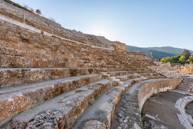 Selçuk, İzmir - Türkiye. 25 Aralık 2017. Celsus Kütüphanesi. İzmir 'in Selcuk kentindeki Antik Efes Kenti - Türkiye
