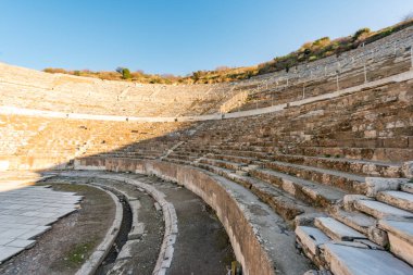 Selçuk, İzmir - Türkiye. 25 Aralık 2017. Celsus Kütüphanesi. İzmir 'in Selcuk kentindeki Antik Efes Kenti - Türkiye