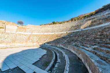 Selçuk, İzmir - Türkiye. 25 Aralık 2017. Celsus Kütüphanesi. İzmir 'in Selcuk kentindeki Antik Efes Kenti - Türkiye