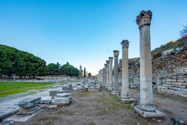 stock image Selcuk, Izmir - Turkey. December 25, 2017. Celsus Library. The Ancient City of Ephesus in Selcuk, Izmir - Turkey