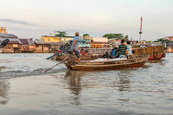 Diciembre 2015 Puede Tha Vietnam Mercado Saqueo Río Mekong Cerca — Foto de Stock