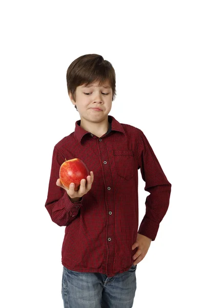 Kleine jongen met apple in hand — Stockfoto