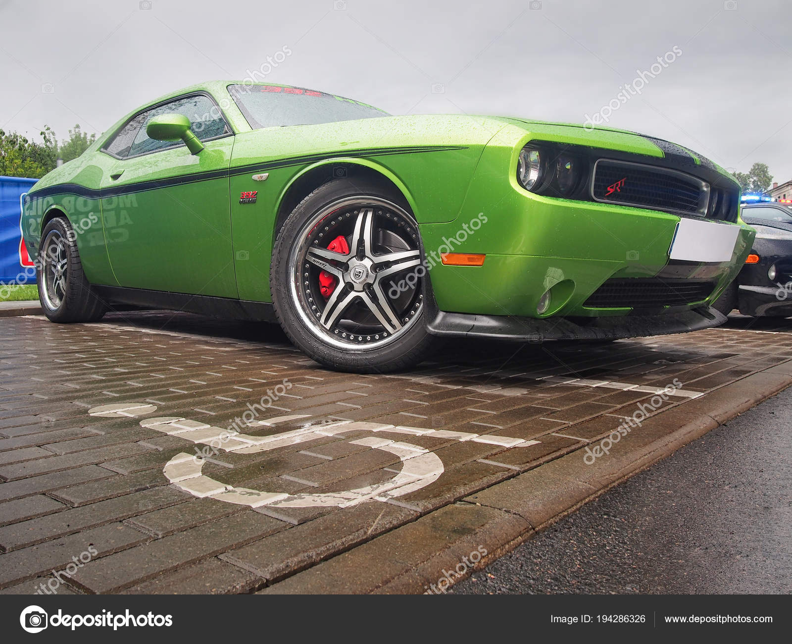 Vilnius Lithuania August 2017 Green Dodge Challenger Srt Hemi 392 Stock Editorial Photo C 9377 194286326