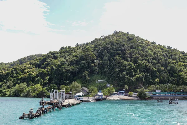 Ostrov Koh Chang Provincie Trat Thajsko Říjen 2019 Trajekt Loď — Stock fotografie