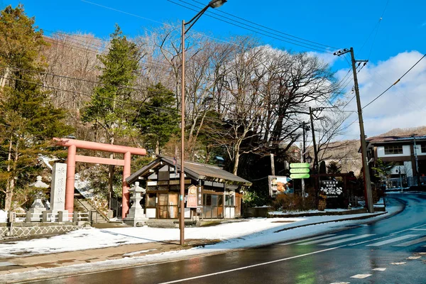 Noboribetsu Hokkaido 2019 일본의 조각품 일본의 사자와 랜턴의 Noboribetsu Noboribetsu — 스톡 사진