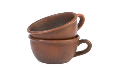 Beyaz arka plan üzerinde izole iki toprak bardak