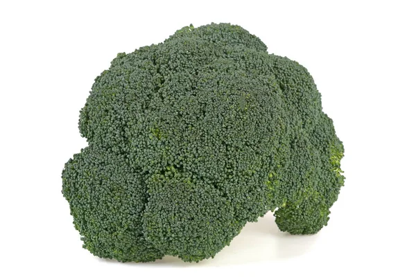 Groene verse Broccoli geïsoleerd op witte achtergrond — Stockfoto