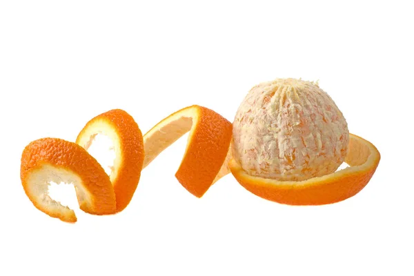 Skalade Apelsinskal Isolerad Vit Bakgrund — Stockfoto