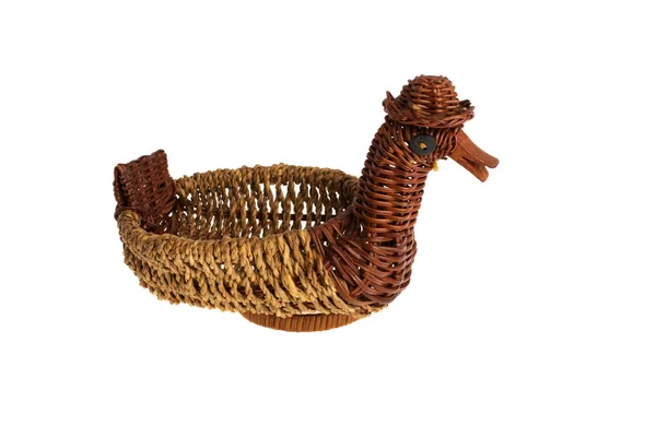 白い背景の枝編み細工品鴨 — ストック写真