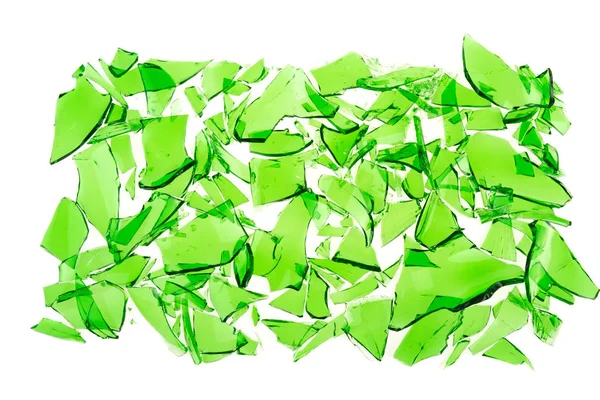 Beyaz arka plan üzerinde izole kırık cam yeşil, kırık cam
