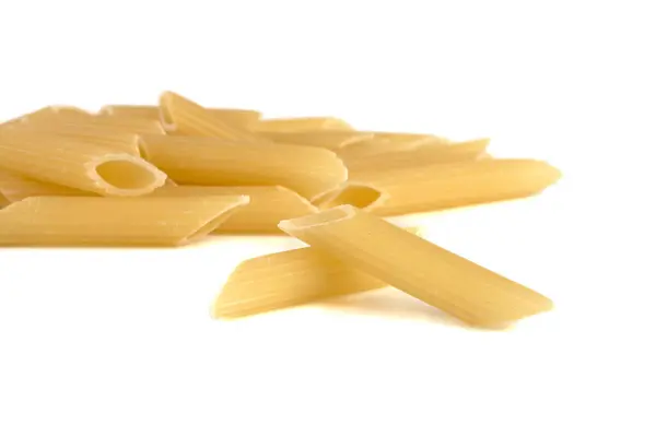 Macaroni Pada Latar Belakang Putih — Stok Foto