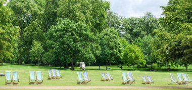 Şezlonglar Hyde Park, Londra, İngiltere