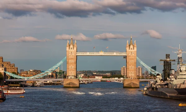 Tower Bridge River Thames London England Tower London Hms Belfast — Stock Photo, Image