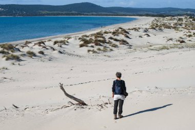 Is Arenas Biancas 'ın beyaz kumulları, Teulada