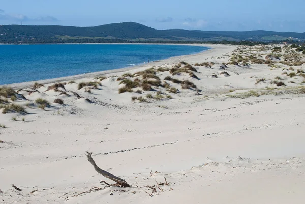 Is Arenas Biancas 'ın beyaz kumulları, Teulada