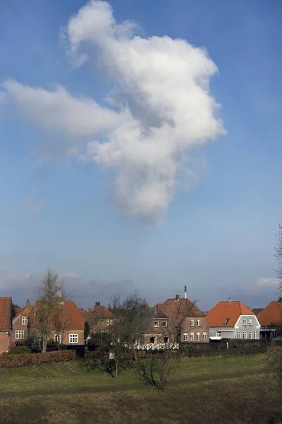 Zamlžit, barevné domy v Fredericia — Stock fotografie