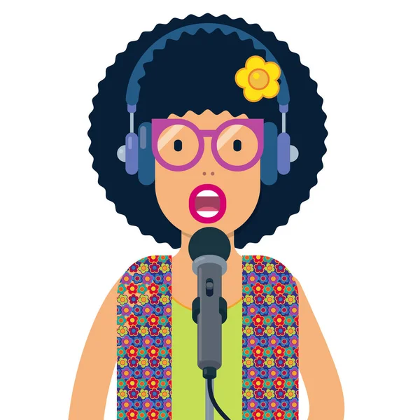 Kvinna som talar i mikrofon och bär hörlurar — Stock vektor