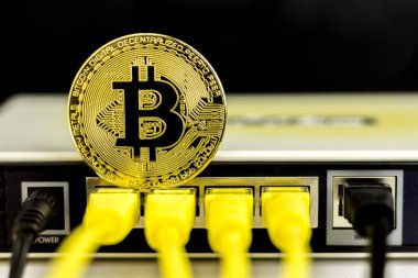 Bitcoin para bu simgeleyen bir router arkasında bir web paradır.