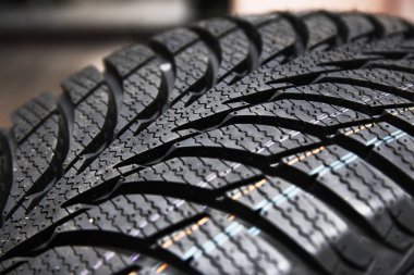 Araba için yeni lastik